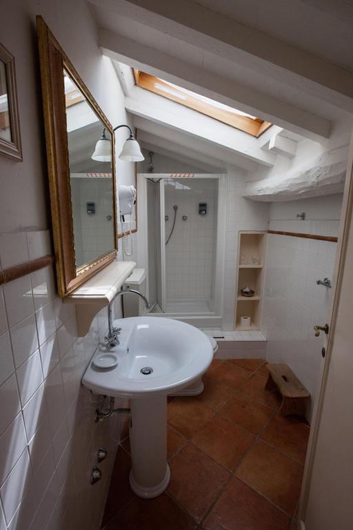 Hotel Locanda Degli Artisti Borgo San Lorenzo Room photo
