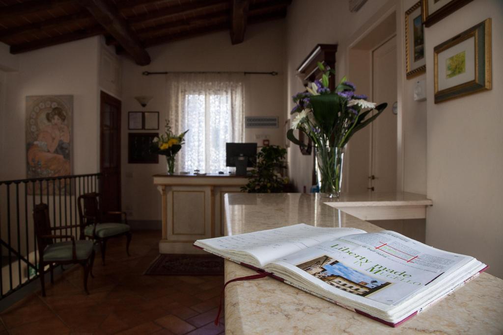 Hotel Locanda Degli Artisti Borgo San Lorenzo Exterior photo